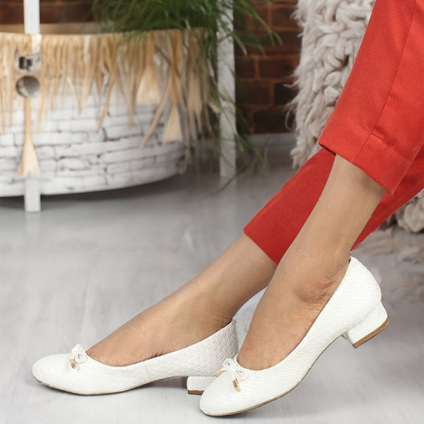 Women's Textured Round Toe Block Heel Pumps