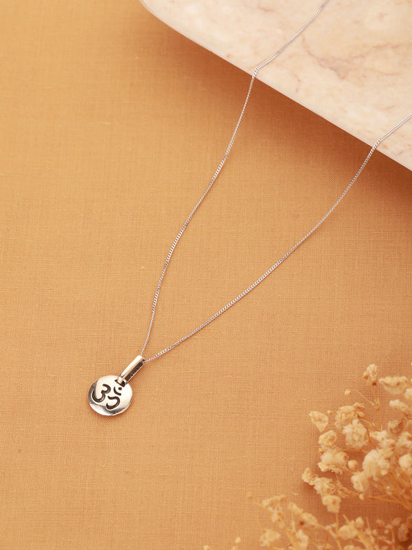 925 Sterling Silver Minimal Dailywear Om Locket Pendant Necklace & Chain