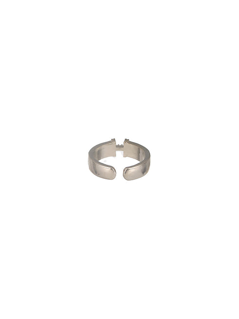 SARAF TRENDZ Silver-Plated AD Stone Studded Anti-Tarnish Finger Ring