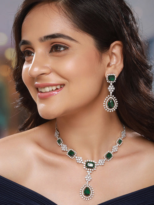 Silver Toned Emerald Green Studded Statement Pendant Jewellery Set