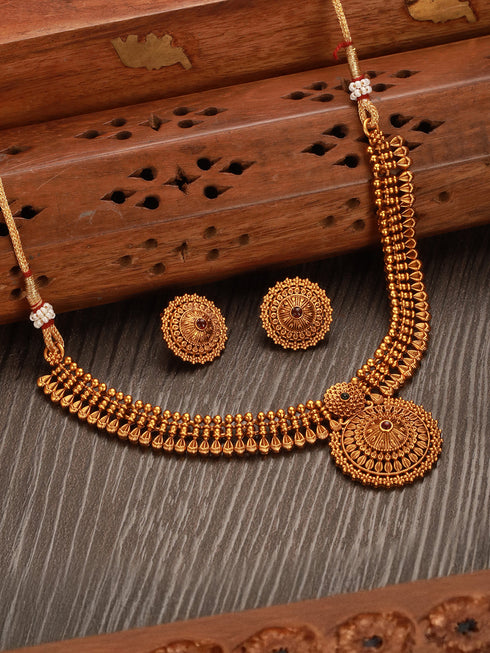 Antique Gold Plated Intricate Temple Floral Pendant Jewellery Set