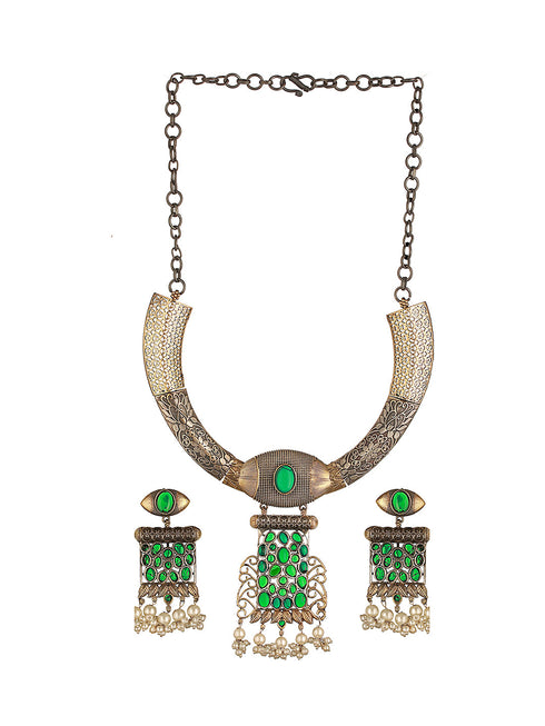 Silver Oxidised Dual Toned Green Stone & Pearl Beaded Designer Tribal Hasli Necklace Jewellery Set