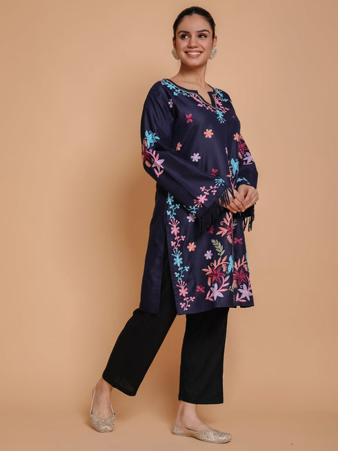 Gargi in Falak Kashmiri Long Kurta - Blue