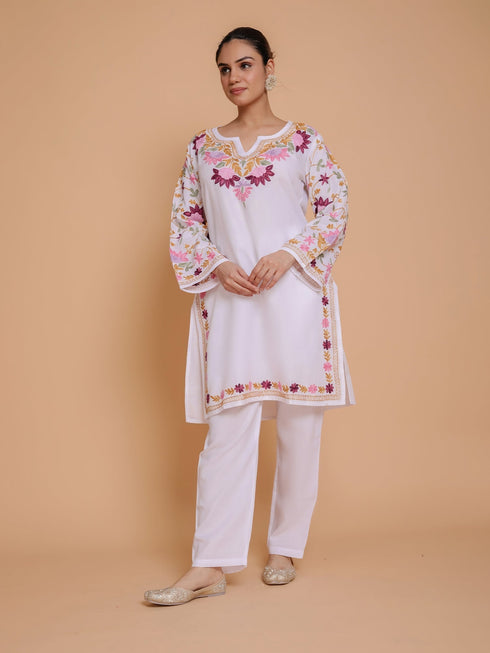 Urmi in Falak Kashmiri Kurta Set - White