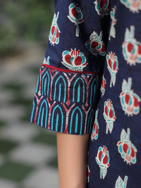Women Navy Blue Ethnic Printed Cotton Embroidered Straight Kurta With Printed Trousers and Printed Dupatta