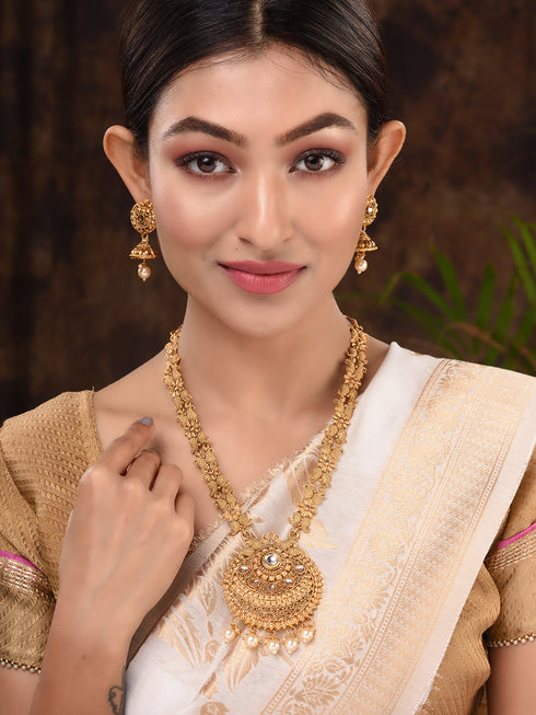 GoldPlated Kundan studded Handcrafted Necklace Jewellery Set