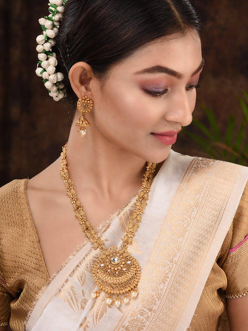 GoldPlated Kundan studded Handcrafted Necklace Jewellery Set