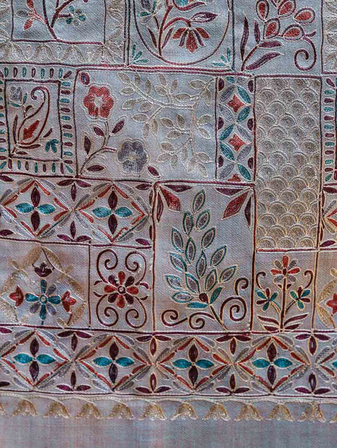 Women's Aari Embroidered Wool Stole