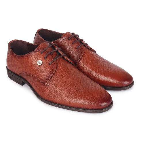 Men's Textured Leather Lace-Up Derby Shoe