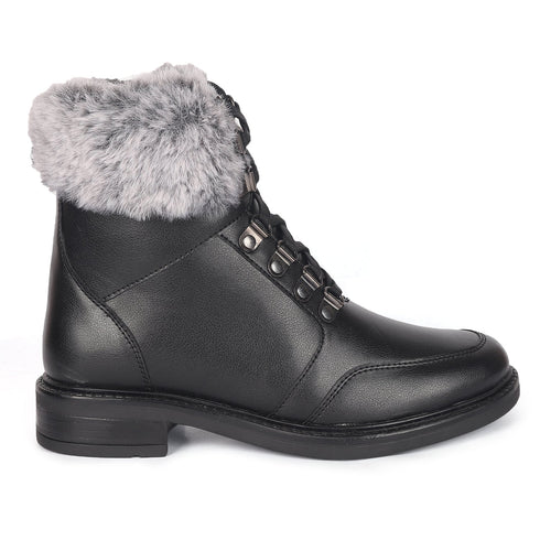 Women's Cozy Hiker Style Ankle Boot with Faux Fur Collar