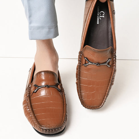 Men's Textured Driving Loafers with Buckle Detail