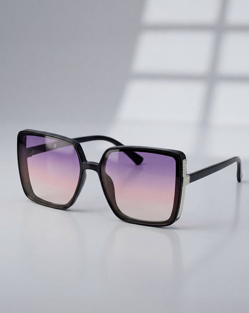 Women Black & Silver Toned UV Protected Gradient Lens Oversized Sunglasses