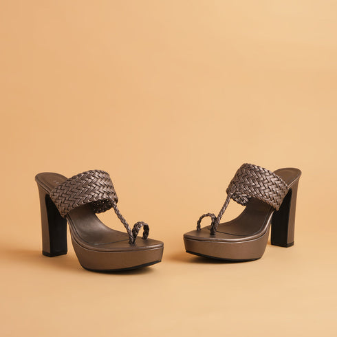 Frida Kolhapuri Heels