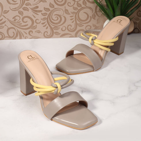 Women's Knotted Strap Square Toe Block Heel Sandal