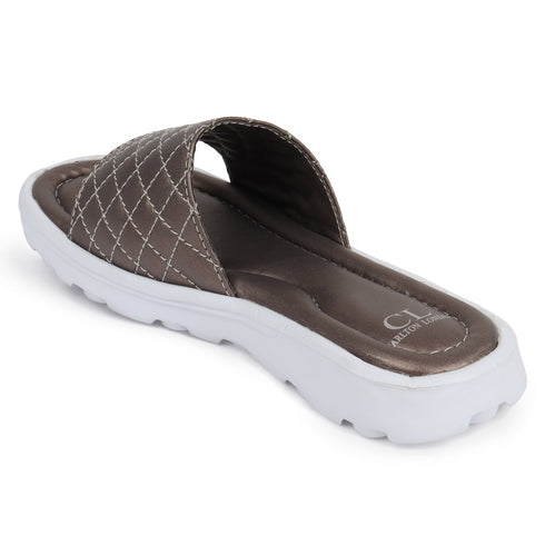 Women's Quilted Comfort Slide Sandals