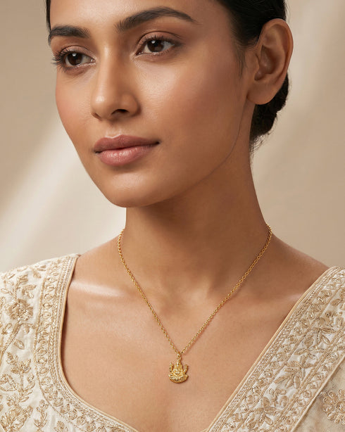18Kt Gold Plated Ganesha Pendant and Chain for Unisex