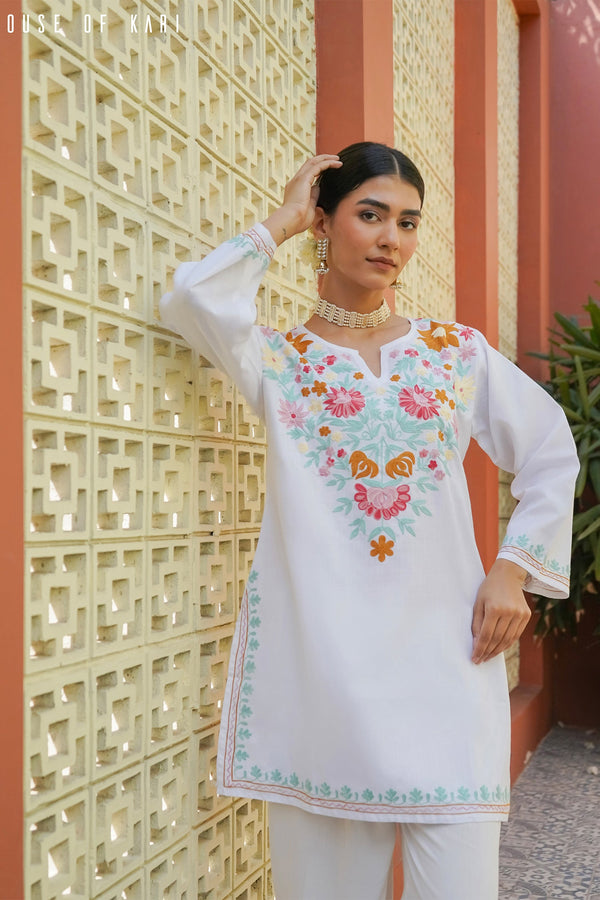 Kashmiri Aari Work Cotton Short Kurta – White