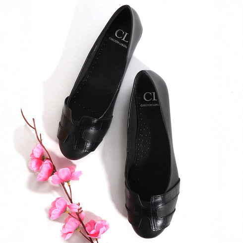 Women's Black Textured Slip-On Ballerinas