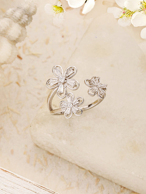 925 Sterling Silver AD Studded Garden Flowers Proposal Adjustable Finger Rings