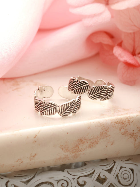 925 Sterling Silver Oxidised Leafy Minimal Pair Of Toe Ring