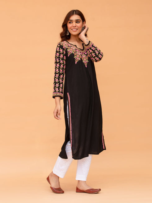 Komal x HOK Saba Chikankari Long Kurta in Rayon Cotton - Black