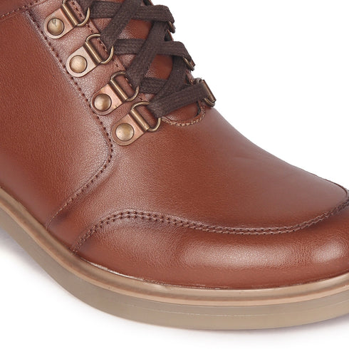 Women's Cozy Hiker Style Ankle Boot with Faux Fur Collar