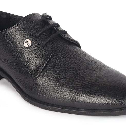 Men's Textured Leather Lace-Up Derby Shoe
