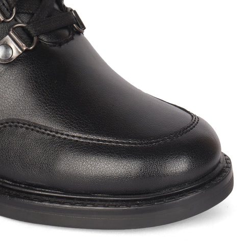 Women's Cozy Hiker Style Ankle Boot with Faux Fur Collar