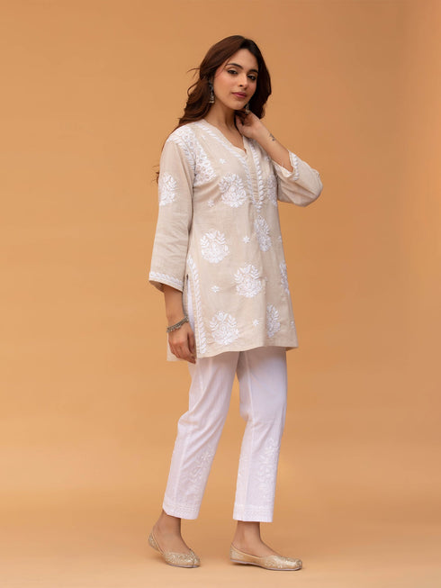 Saba Chikankari Short kurta in Slub cotton - Beige