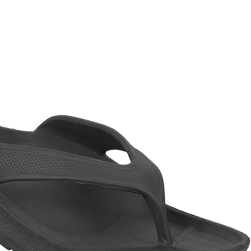 Men Textured Comfort Thong Sandals