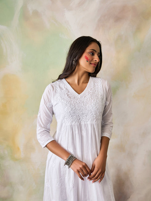 Hand embroidery Chikankari Long Kurta-White