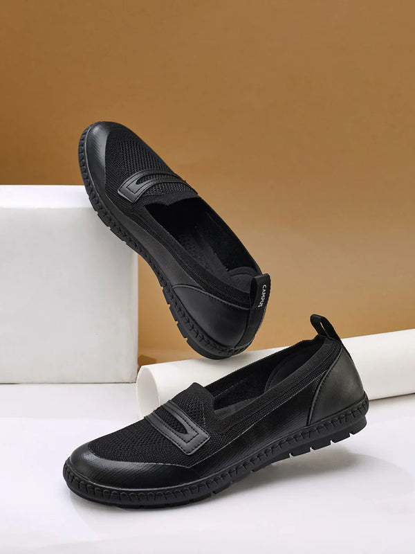 AVERY Black Women's Walking Shoes