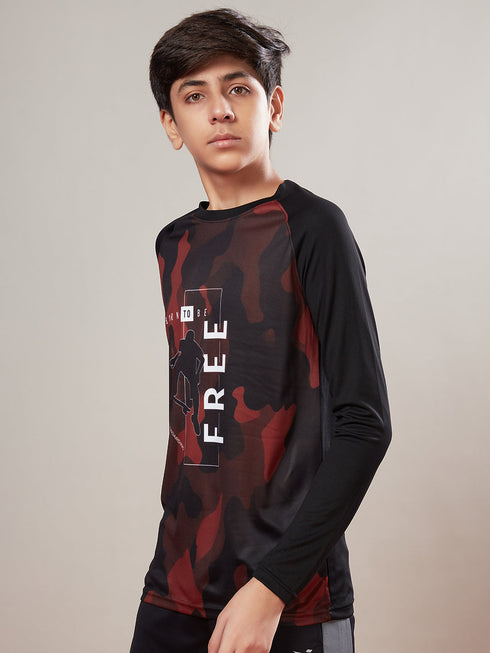 Boys Printed Slim Fit Crew Neck T-shirt with TECHNO COOL+