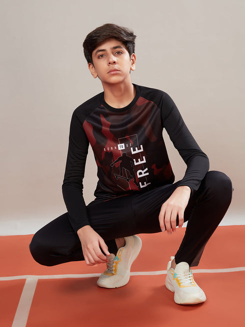 Boys Printed Slim Fit Crew Neck T-shirt with TECHNO COOL+
