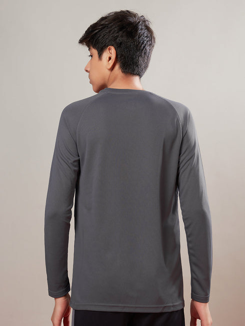 Boys Printed Slim Fit Crew Neck T-shirt with TECHNO COOL+