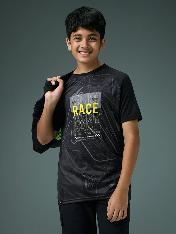 Boys Printed Slim Fit Crew Neck T-shirt with TECHNOLITE