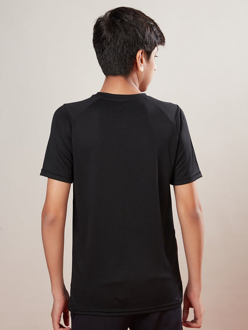 Boys Printed Slim Fit Crew Neck T-shirt with TECHNOLITE
