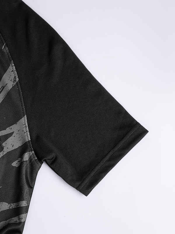 Boys Printed Slim Fit Crew Neck T-shirt with TECHNOLITE