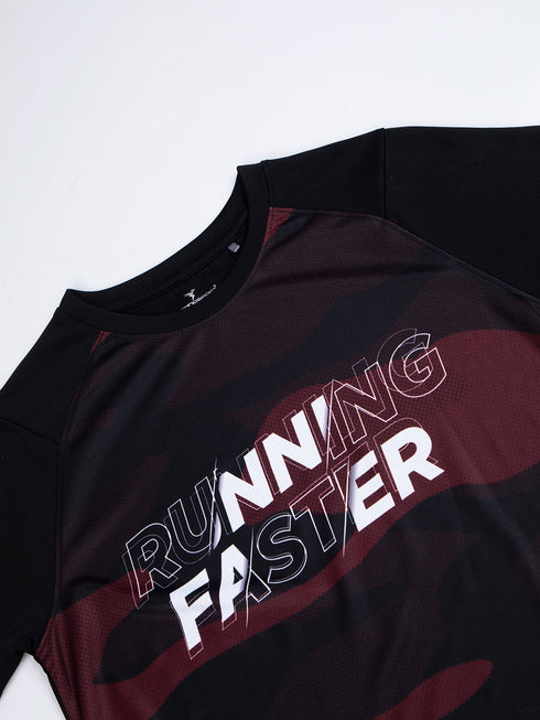 Boys Printed Slim Fit Crew Neck T-shirt with TECHNOLITE