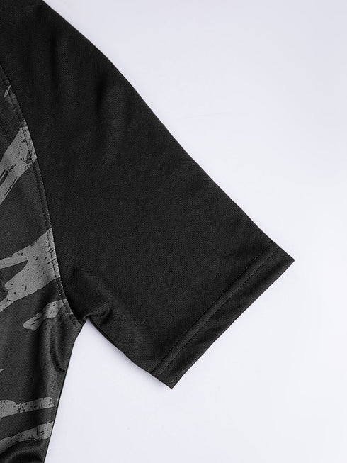 Boys Printed Slim Fit Crew Neck T-shirt with TECHNOLITE