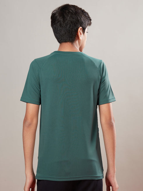 Boys Printed Slim Fit Crew Neck T-shirt with TECHNOLITE