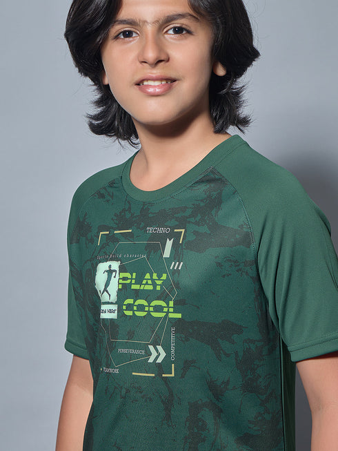 Boys Printed Slim Fit Crew Neck T-shirt with TECHNOLITE