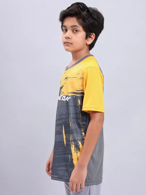 Boys Printed Slim Fit Crew Neck T-shirt with TECHNOLITE