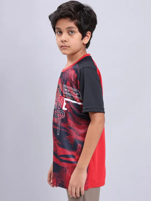 Boys Printed Slim Fit Crew Neck T-shirt with TECHNOLITE
