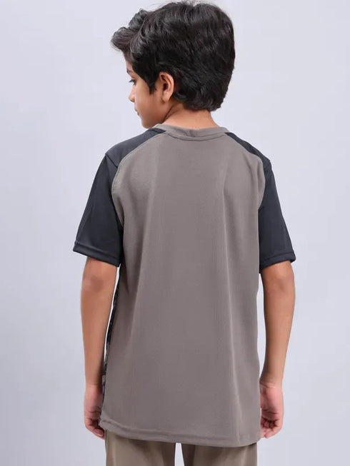Boys Printed Slim Fit Crew Neck T-shirt with TECHNOLITE