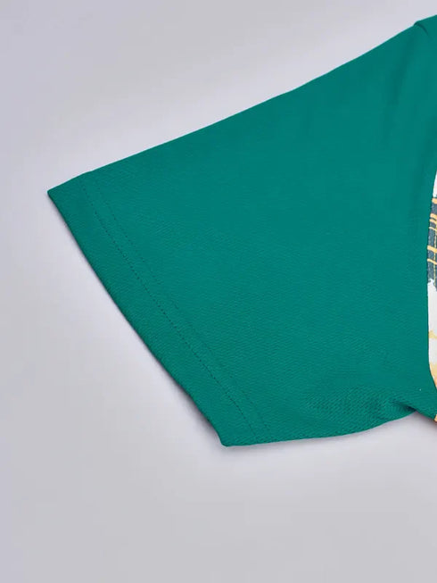 Boys Printed Slim Fit Crew Neck T-shirt with TECHNOLITE