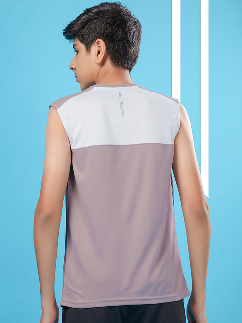 Boys Colorblock Slim Fit Round Neck T-shirt with TECHNO COOL+