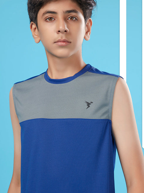 Boys Colorblock Slim Fit Round Neck T-shirt with TECHNO COOL+