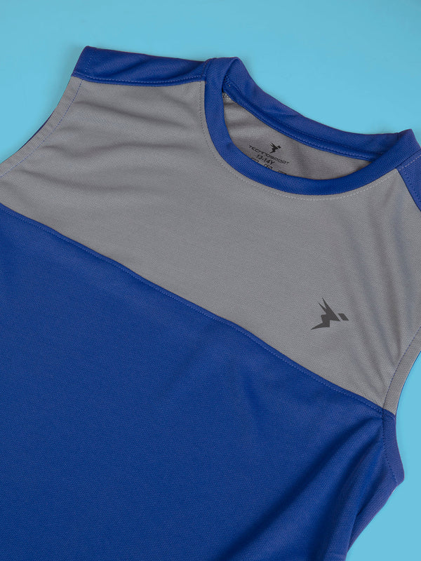 Boys Colorblock Slim Fit Round Neck T-shirt with TECHNO COOL+