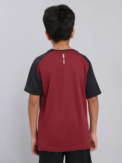 Boys Colorblock Slim Fit Crew Neck T-shirt with TECHNO COOL+